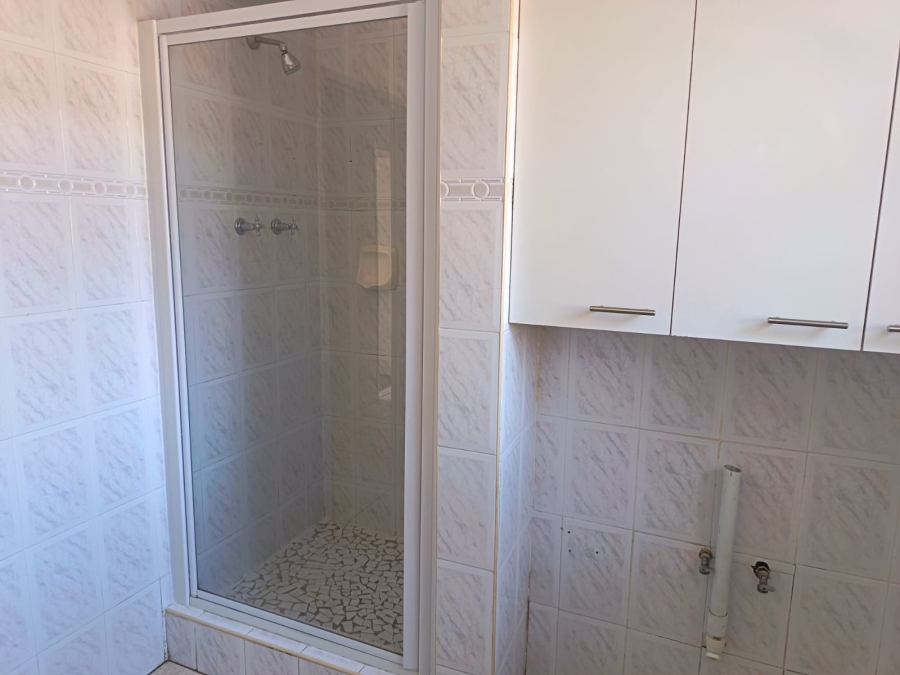 To Let 3 Bedroom Property for Rent in Jeffreys Bay Central Eastern Cape